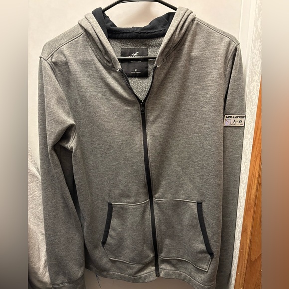 Hollister Jacket - Picture 1 of 1